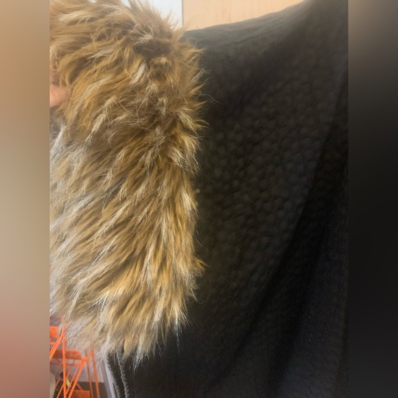 Bl^nk London Anthropologie Black Cape - Picture 3 of 5